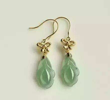 梦回红楼 细数87版《红楼梦》中的名贵珠宝首饰与古典妆容